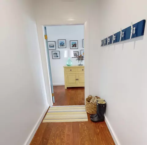 Entry Way - 49 Main, Vinalhaven, ME 04863 photo 1 of 3