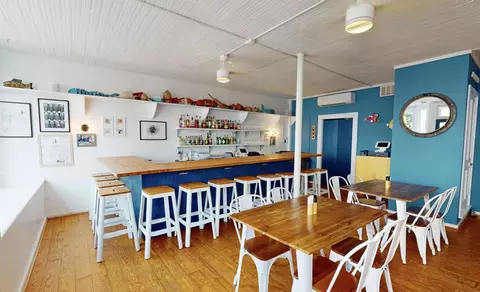 Dining - 49 Main, Vinalhaven, ME 04863 photo 1 of 10