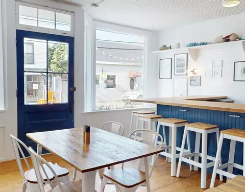 Dining - 49 Main, Vinalhaven, ME 04863 photo 4 of 10