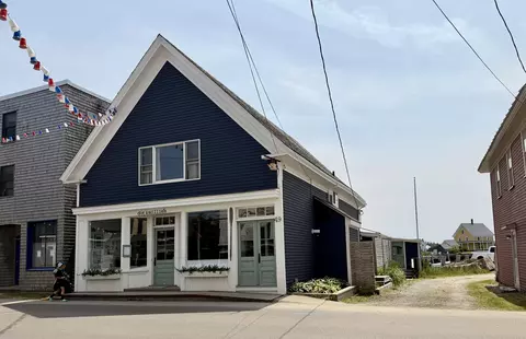 Exterior - 49 Main, Vinalhaven, ME 04863 photo 1 of 2