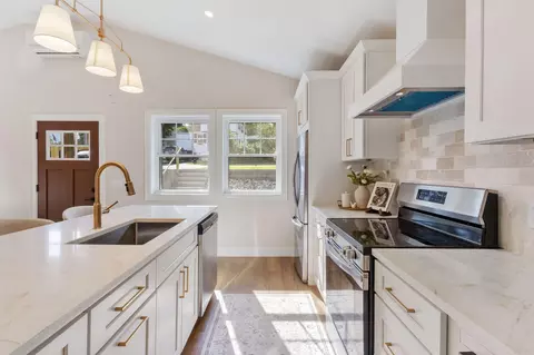 Kitchen - 9 Brook St, Biddeford, ME 04005 photo 4 of 4