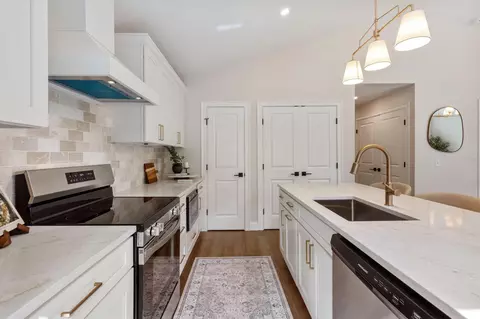 Kitchen - 9 Brook St, Biddeford, ME 04005 photo 3 of 4