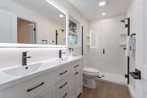 Bath - 9 Brook St, Biddeford, ME 04005 photo 2 of 2