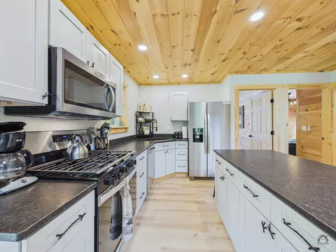 Kitchen - 5 Forest Ln, Rangeley, ME 04970 photo 5 of 7