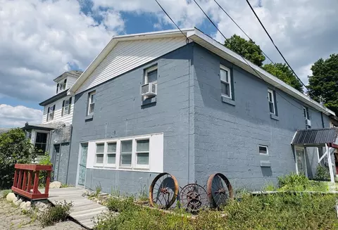 101 Main St, East Millinocket, ME 04430