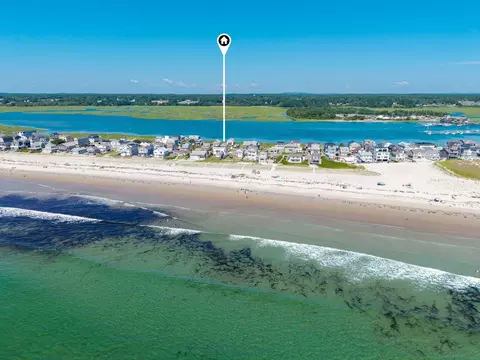 382 Atlantic Ave #2, Wells, ME 04090