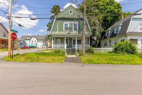 1 Curtis St, Lewiston, ME 04240