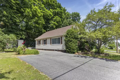 32 Taft Ave, Portland, ME 04102
