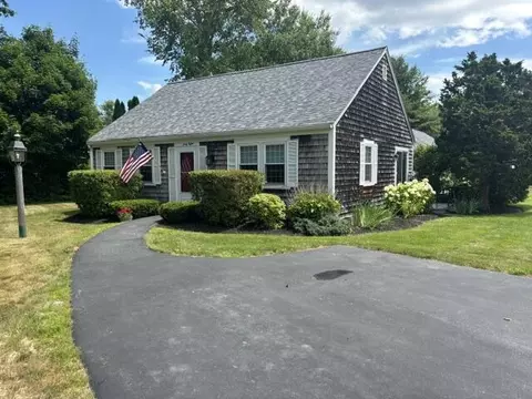 68 Starboard Dr #68, Cape Elizabeth, ME 04107