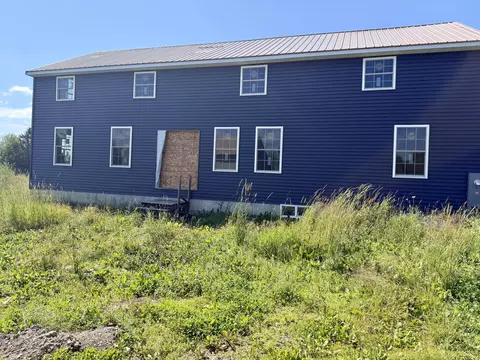 118 Square Rd, Palmyra, ME 04965