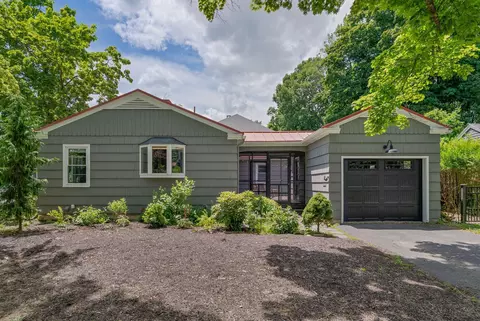 83 Noyes St, Portland, ME 04103