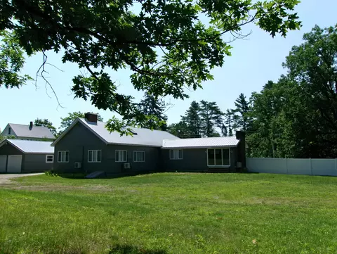 Exterior - 92 Cumberland St, Cornish, ME 04020 photo 4 of 5
