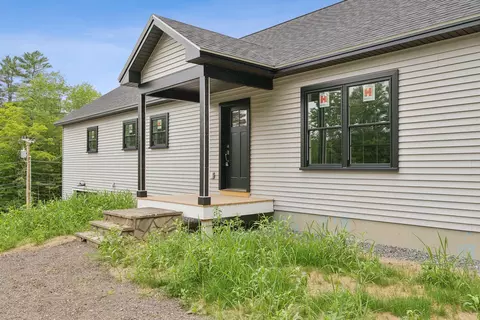 Exterior - 127 Bond Brook Rd, Augusta, ME 04330 photo 3 of 9