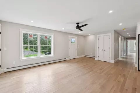 Living - 127 Bond Brook Rd, Augusta, ME 04330 photo 2 of 6