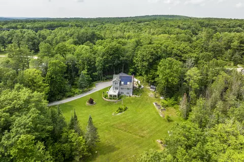 8 Dirt Rd, North Yarmouth, ME 04097