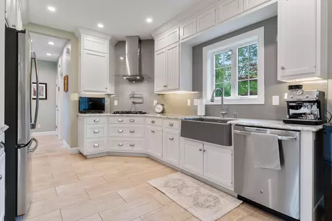 45 Youngs Xing N, Ogunquit, ME 03907 photo 10