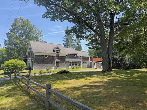 9 Laurel St, Ellsworth, ME 04605