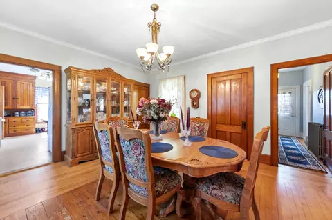 Dining - 45 Maple St, Warren, ME 04864 photo 2 of 3