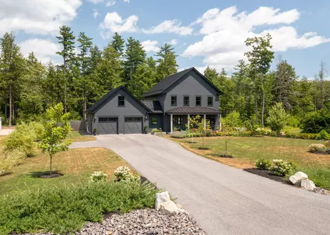 Exterior - 14 Oliver Ln, Gorham, ME 04038 photo 8 of 21