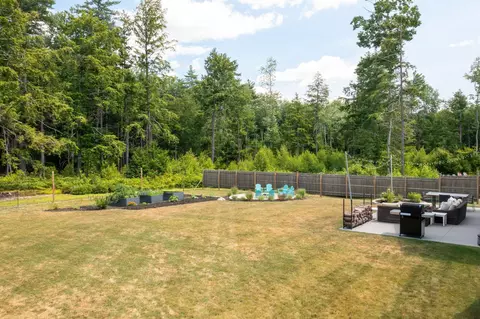 Exterior - 14 Oliver Ln, Gorham, ME 04038 photo 18 of 21