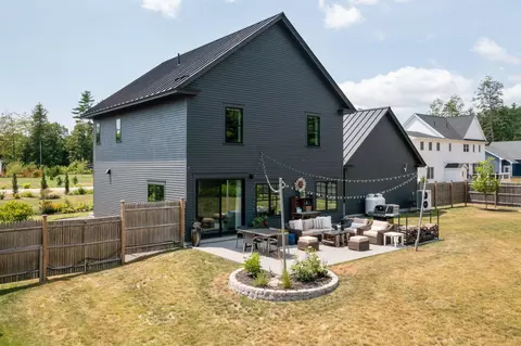 Exterior - 14 Oliver Ln, Gorham, ME 04038 photo 19 of 21