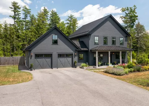 Exterior - 14 Oliver Ln, Gorham, ME 04038 photo 17 of 21