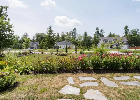 Exterior - 14 Oliver Ln, Gorham, ME 04038 photo 16 of 21