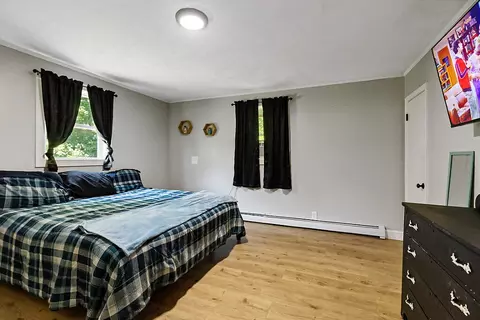Bedroom - 211 Dinsmore Rd, Sidney, ME 04330 photo 3 of 8