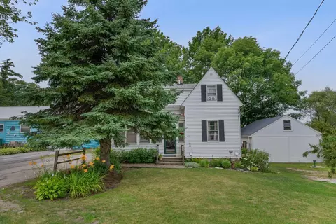 Exterior - 29 State Rd, West Bath, ME 04530 photo 2 of 12
