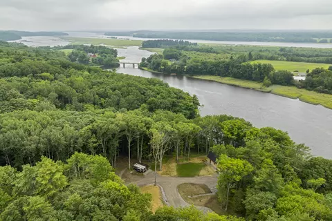 View/Area - 886 Middle Rd, Dresden, ME 04342 photo 3 of 5