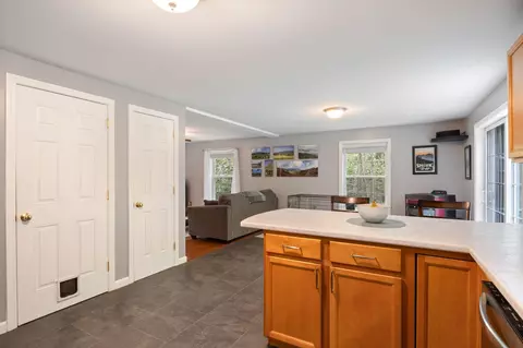 Entry Way - 11 Bruschi Rd, Windham, ME 04062 photo 4 of 7