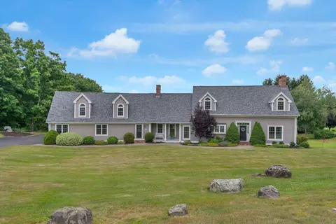 11 Valley View Dr, Gorham, ME 04038 photo 2