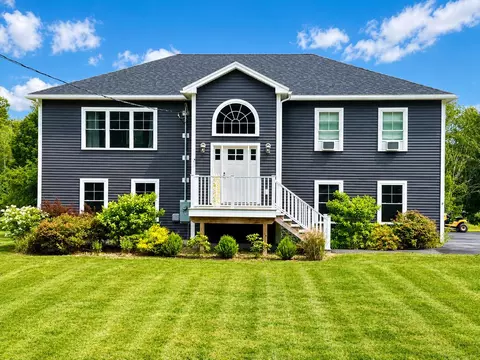1197 Western Ave, Hampden, ME 04444