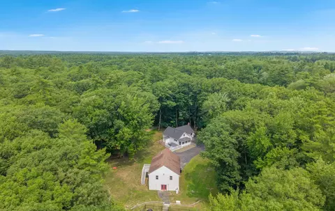 386 Gorham Rd, Scarborough, ME 04074