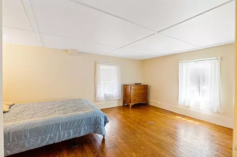 Bedroom - 516 Riverside Dr, Augusta, ME 04330 photo 7 of 9