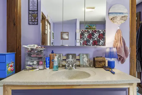 Bath - 46 Windsor St, Randolph, ME 04346 photo 1 of 1