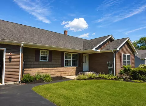 16 Marsh View Dr #16, Turner, ME 04282