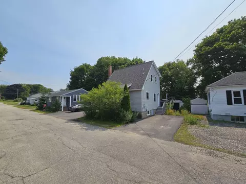 9 Home St, Sanford, ME 04073