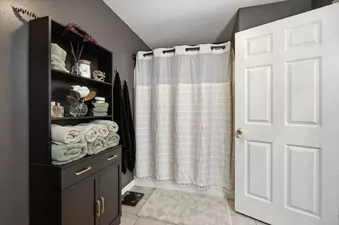 Bath - 692 Irish Rd, Levant, ME 04456 photo 5 of 5