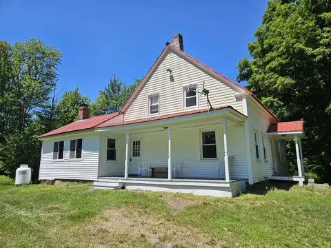 189 Degerstrom Rd, Monson, ME 04464