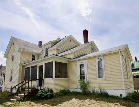 11 Prospect St, Waterville, ME 04901