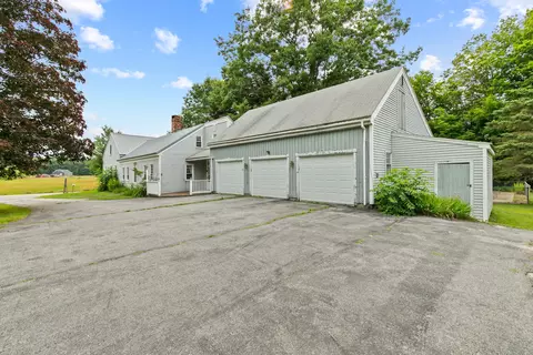 902 Long Plains Rd, Buxton, ME 04093