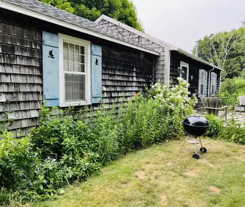 7 Soule Rd, Chebeague Island, ME 04017
