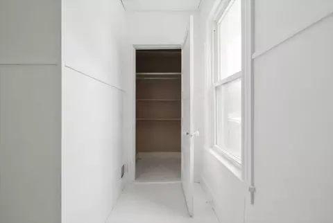 Entry Way - 4 Sherwin St, Waterville, ME 04901 photo 4 of 9
