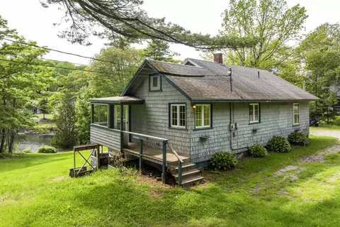 193 Lobster Cove Rd, Boothbay Harbor, ME 04538