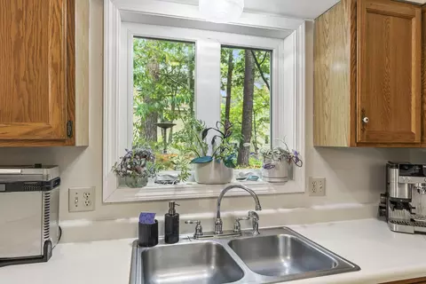 Kitchen - 62 Pine Hill Dr #62, Bath, ME 04530 photo 3 of 4