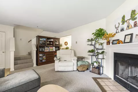 Living - 62 Pine Hill Dr #62, Bath, ME 04530 photo 2 of 4