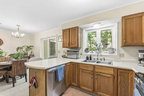 Kitchen - 62 Pine Hill Dr #62, Bath, ME 04530 photo 1 of 4