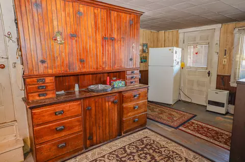 Entry Way - 19 Knox Rd, Peru, ME 04290 photo 3 of 3