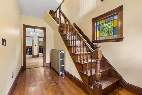 Entry Way - 28 Rose St, Bath, ME 04530 photo 4 of 10